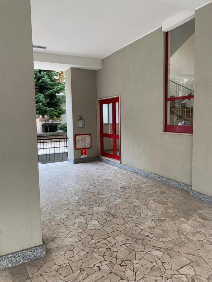 Smart Apartment Prada Foundation Milano Eksteriør bilde